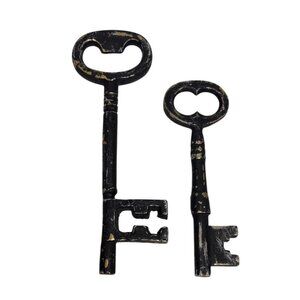 Set Of 2 Vintage Black Cast Iron Skeleton Keys Decorative Display Pieces